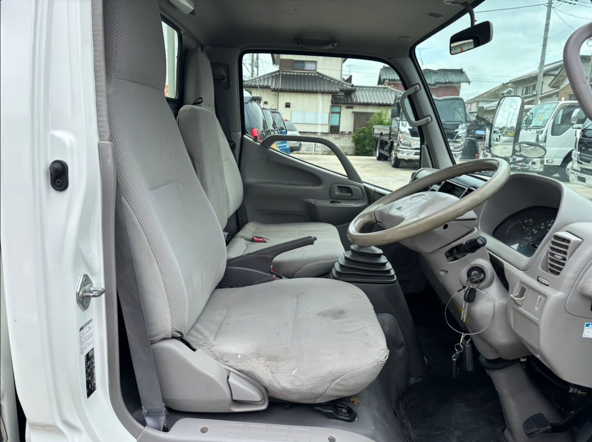 2014 Toyota Toyoace 2.0 Full Just Low Flatbed Truck
