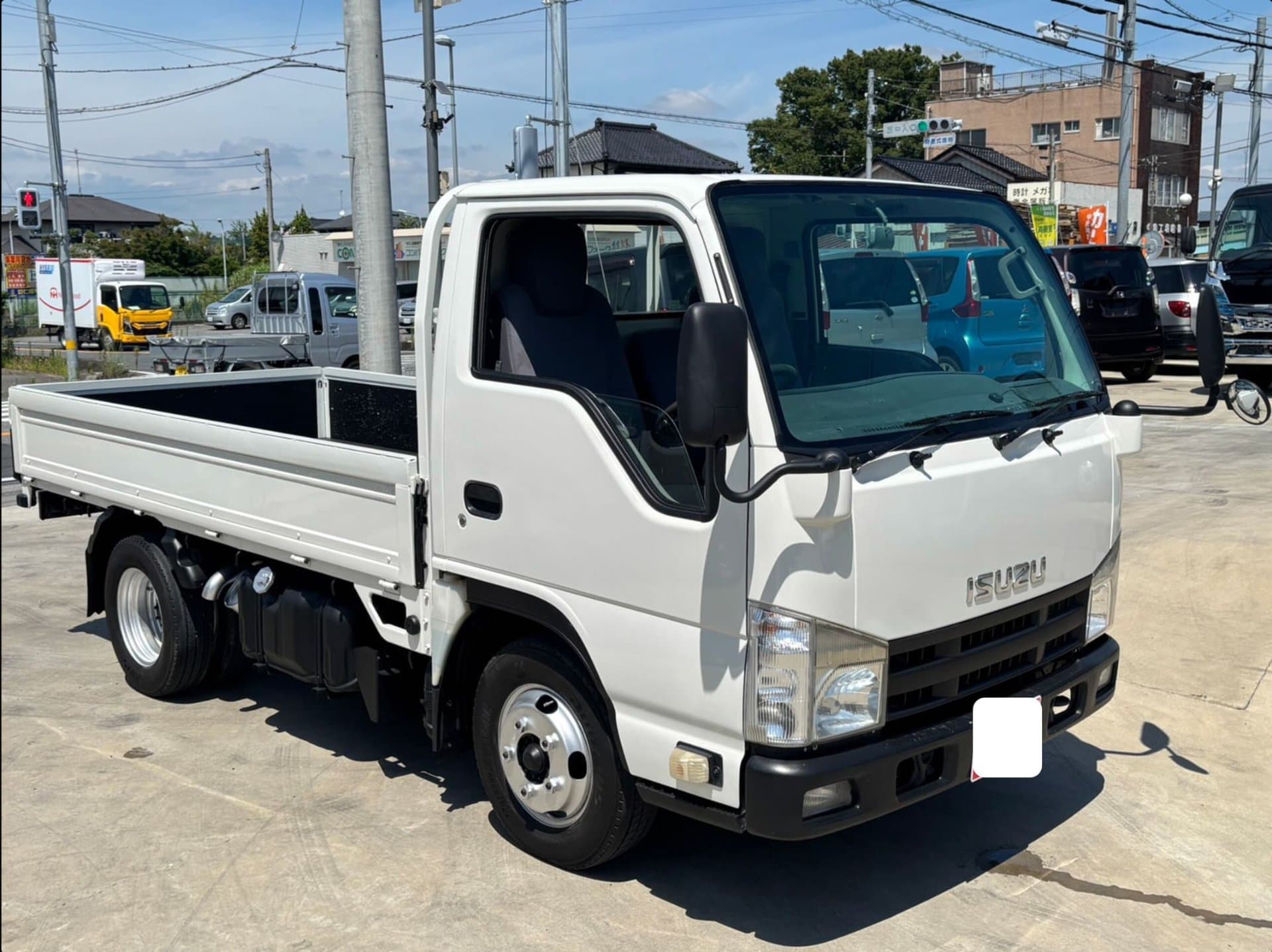 Isuzu ELF 2012