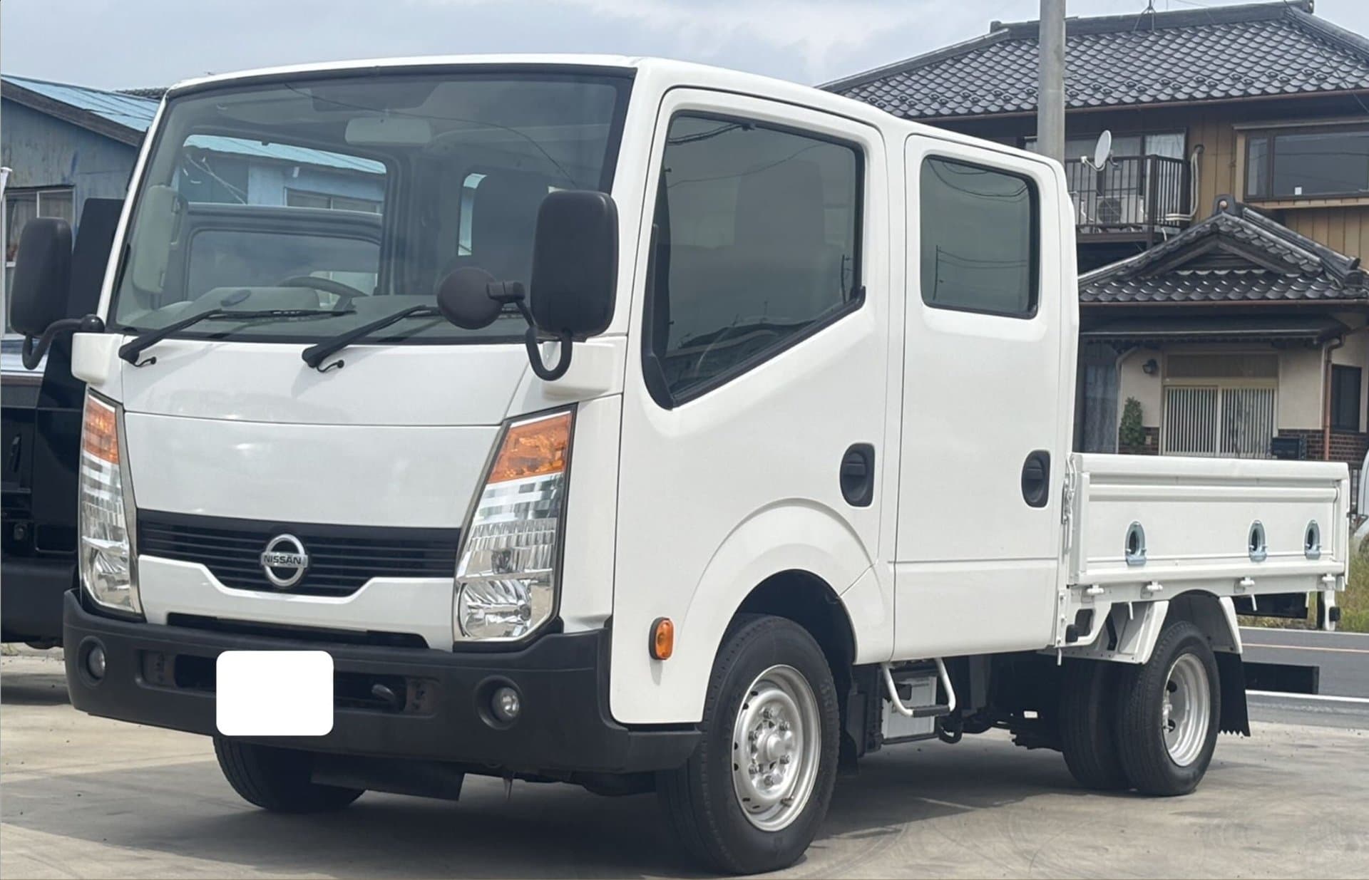 Nissan Atlas 2014