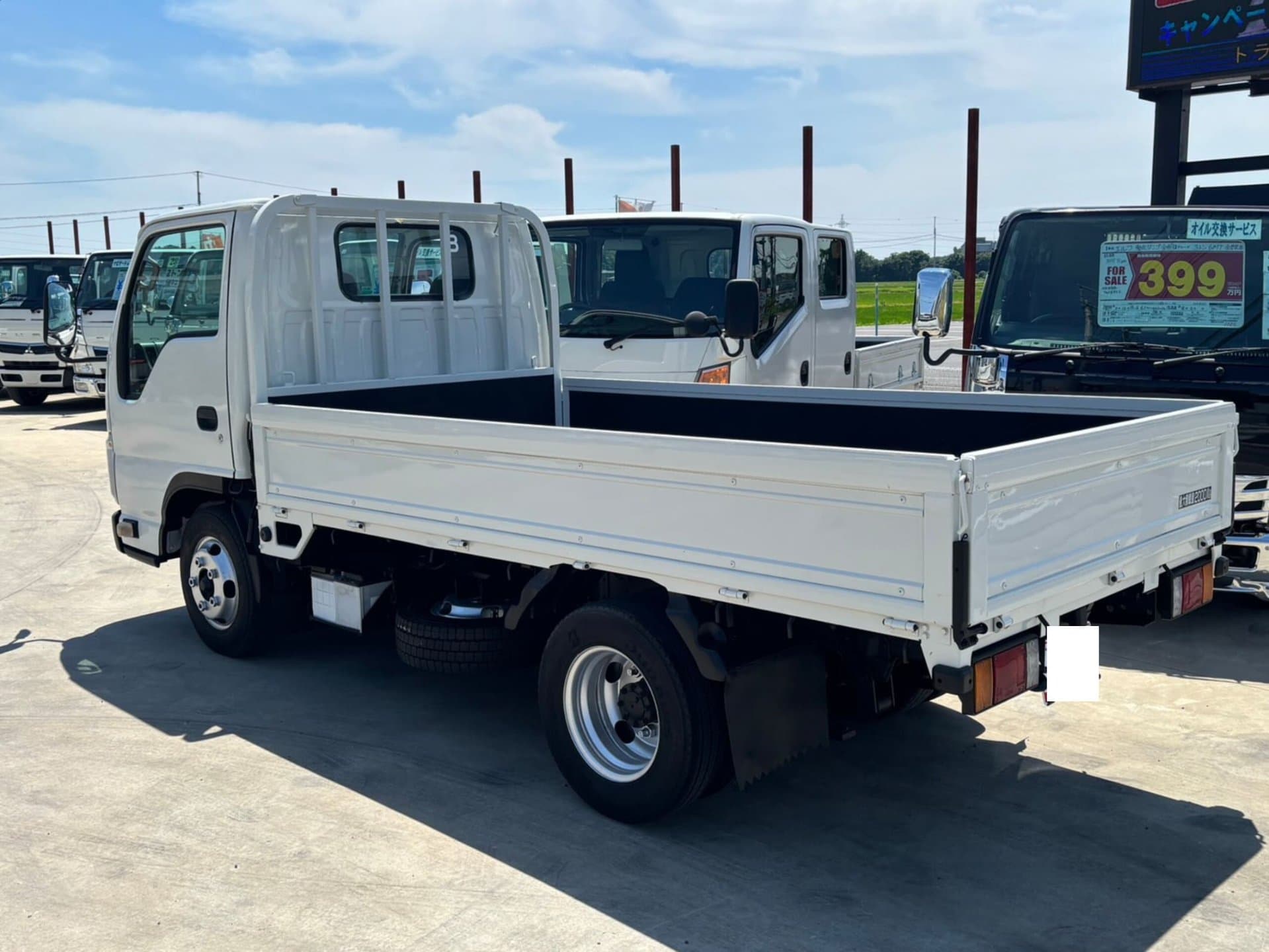 2012 Isuzu ELF 2.5 Flatbed Diesel 2-ton