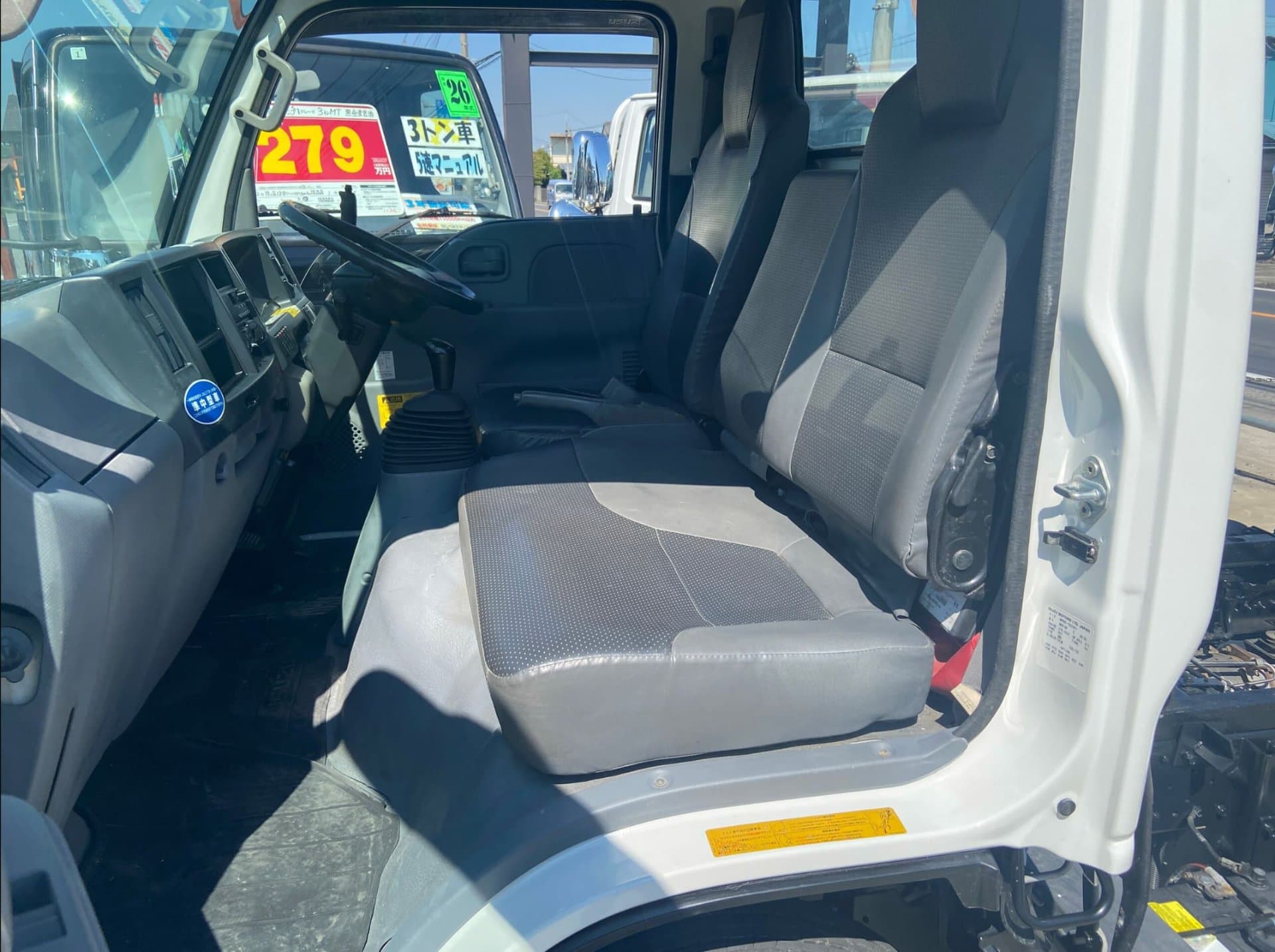 2013 Isuzu ELF 3.0 Dump Truck