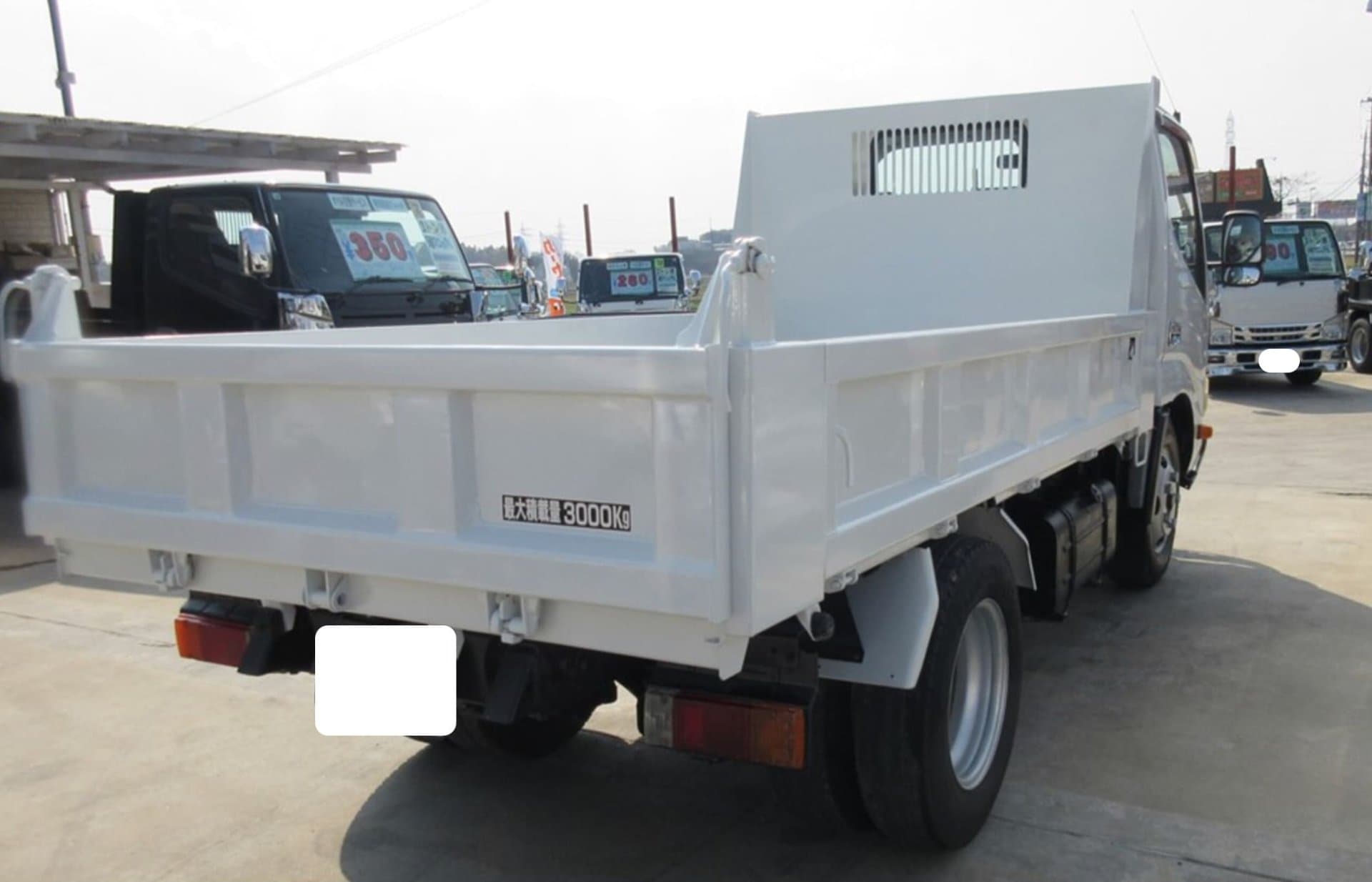 2011 Hino Motors Dutro 4.0 Low Floor Diesel Turbo