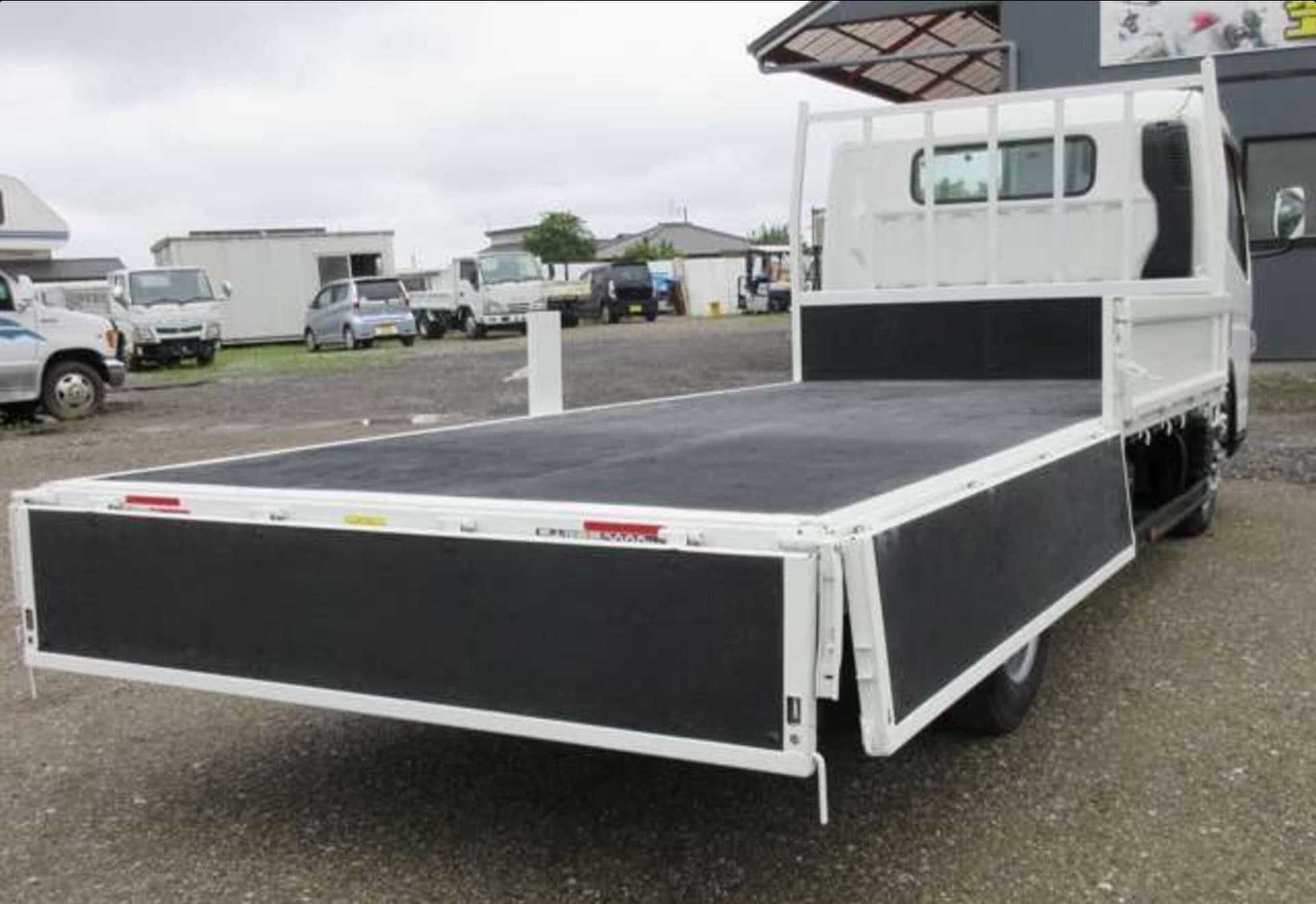 2012 Mitsubishi Fuso Canter 3.0 Wide Long Low Floor Diesel Turbo