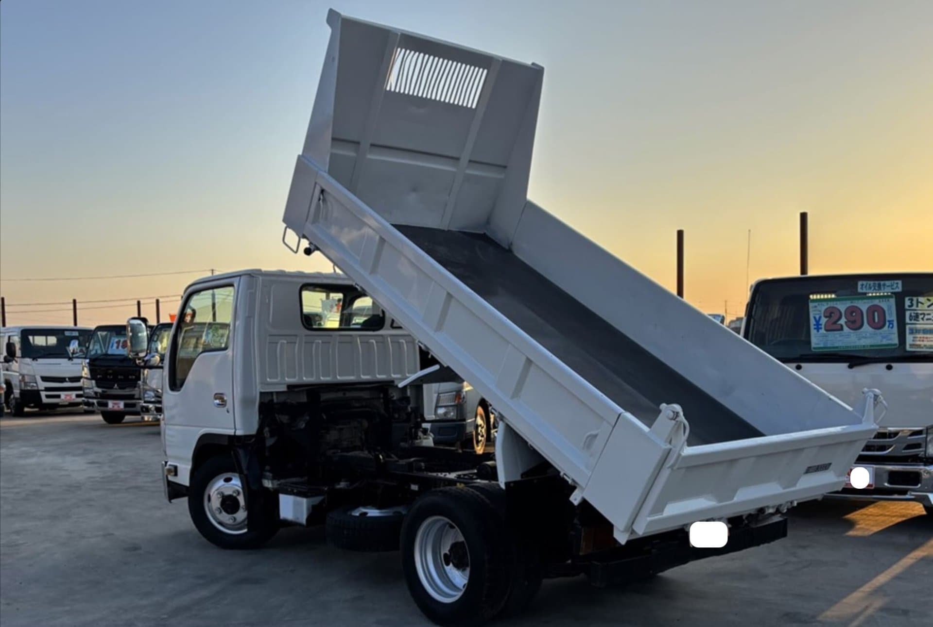 2010 Isuzu ELF 3.0 Dump Truck